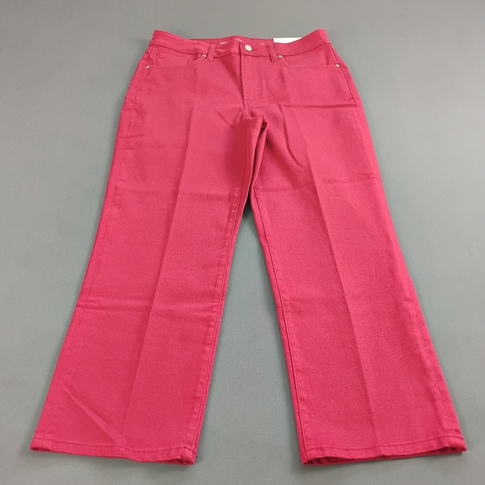 Chico's High-Rise Straight Leg Crop Women's Size 1.5 Cherry Strech Denim NEW